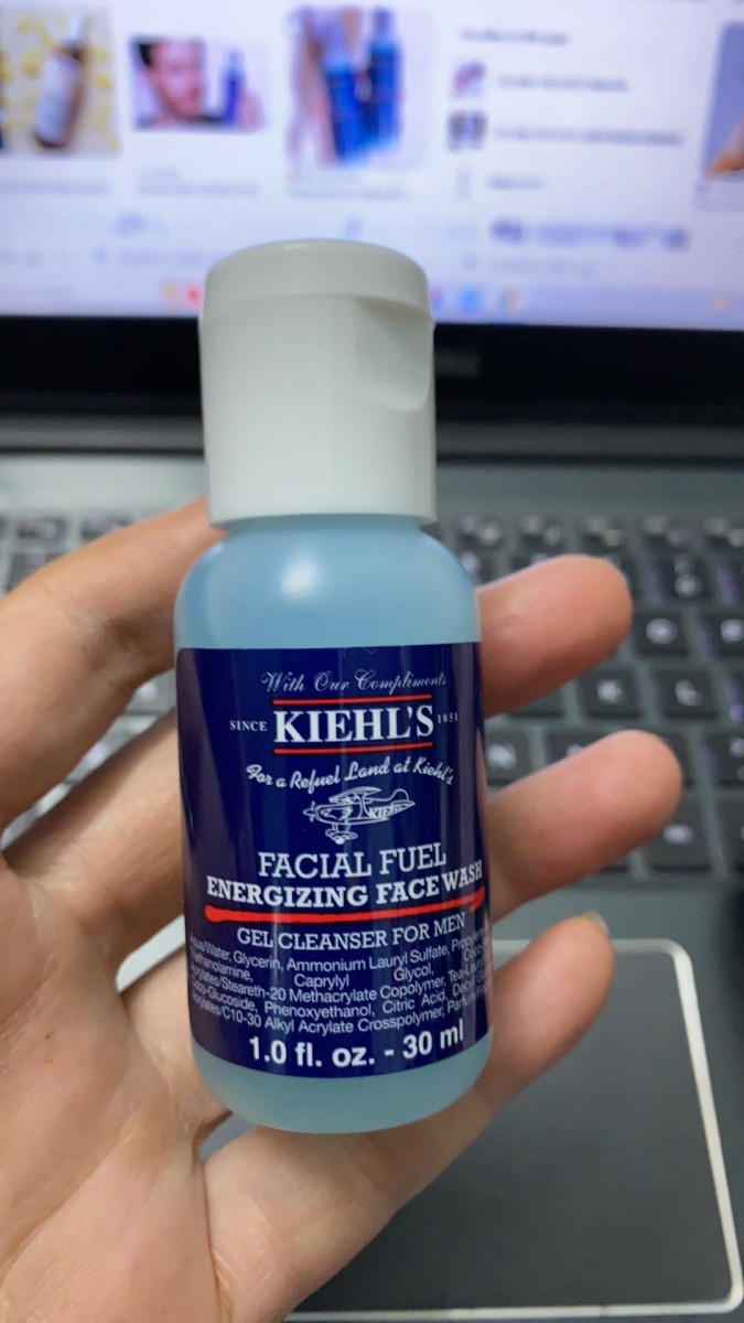 Sữa Rửa Mặt Cho Nam Kiehls Facial Fuel Energizing Face Wash 30ml